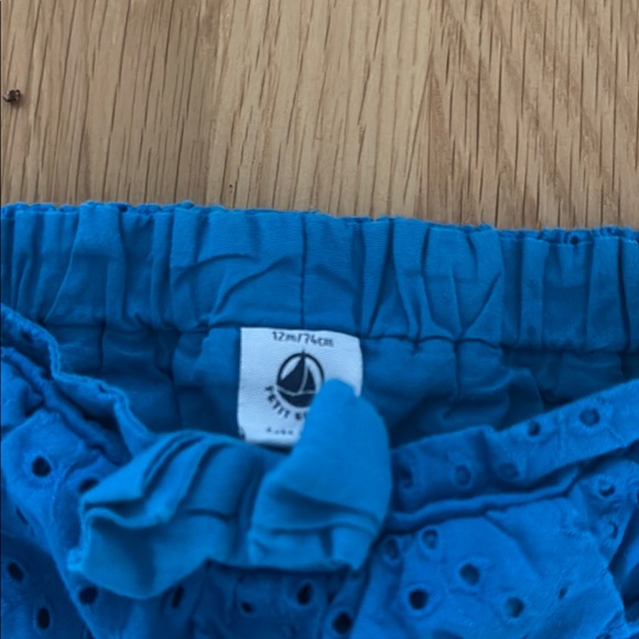 Petit Bateau Blue Eyelet Shorts 12M - Picture 2 of 2